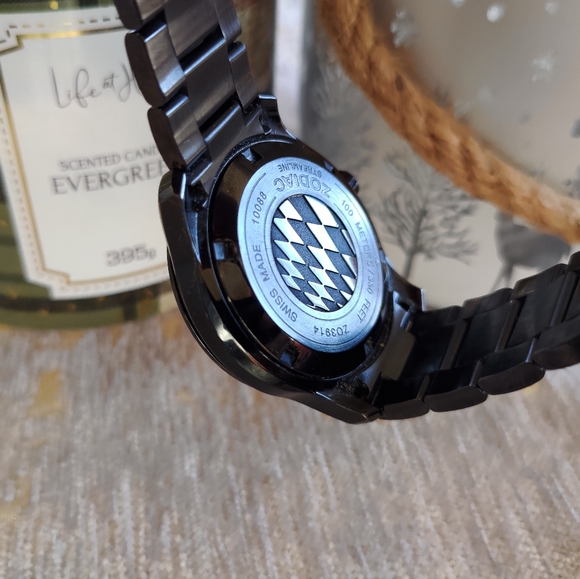 [SOLD ELSEWHERE] Black Women's Zodiac Watch Swiss Made - Picture 4 of 14